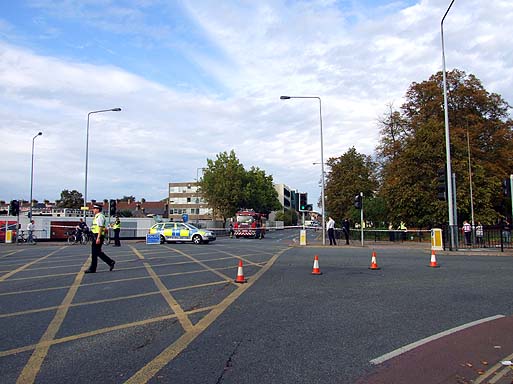A deserted intersection!