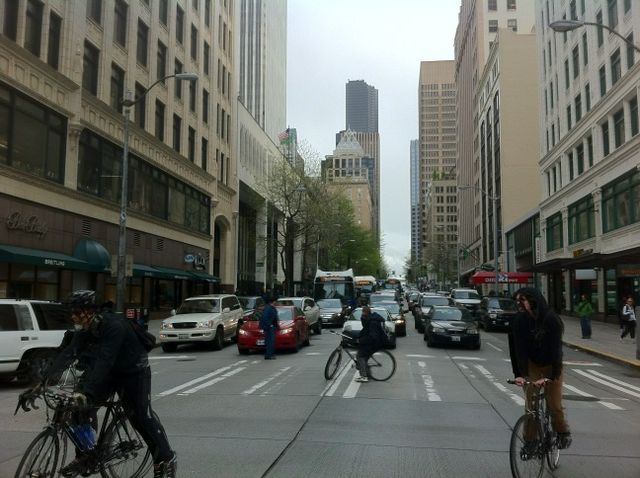 Cyclists rule! https://imc.li/k0fq3