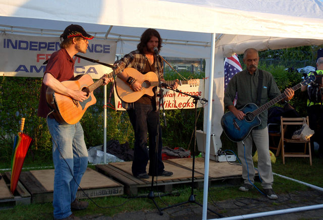 music to close the day (1)