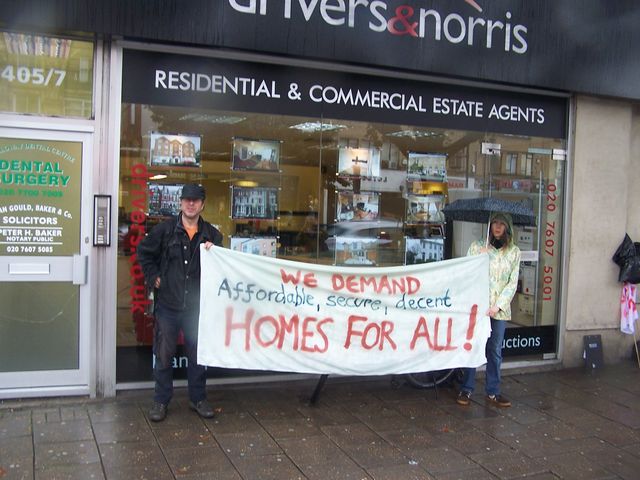 Protest at Drivers & Norris