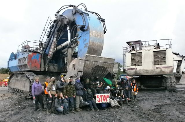 Mass action at Mainshill