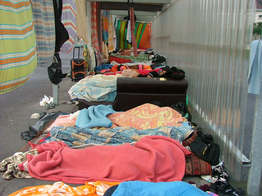 Living conditions: Salam