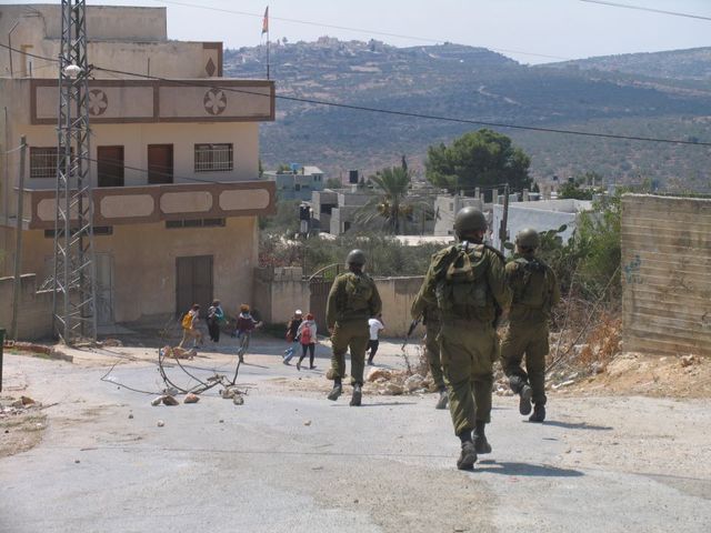 Israeli Army chase International Activists in Kufr Quaddoum