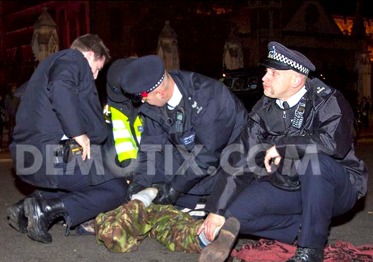 Cop kidnaps citizen 5th Nov 2012