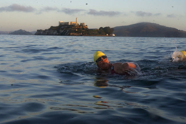 A HEALTHY CHANGE: ONE STROKE AT A TIME. November 14 is World Diabetes Day. At a