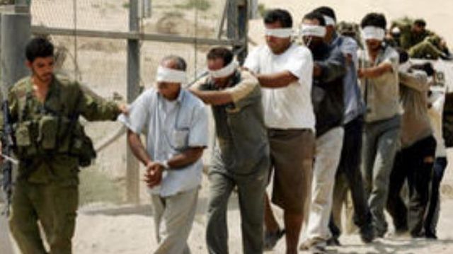 Palestinian Prisoners Blind folded