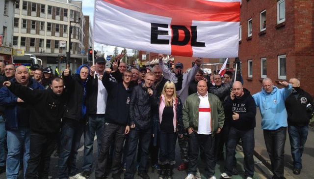 Neil 'Dagga' in the blue jumper to the right