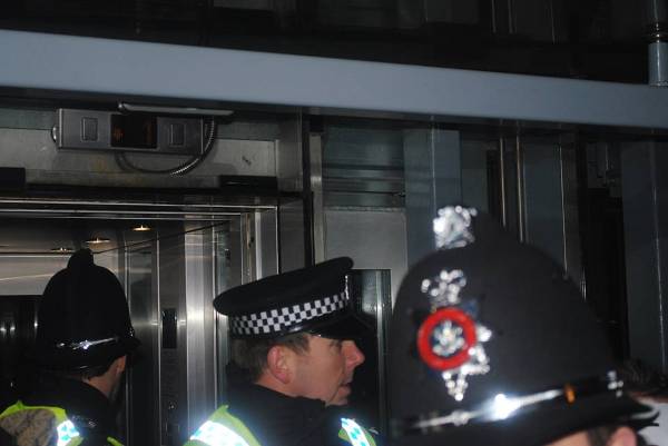 cops guarding lift after attempt there