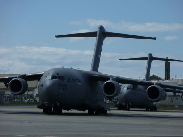 US Transporters, Christchurch International Airport. (Photo by Snoopman)