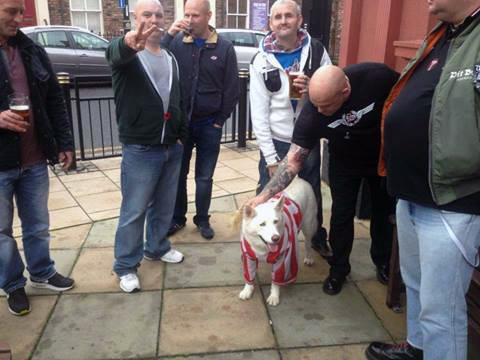 Sunderland EDL members outside pub with person wearing a Skrewdriver T-shirt