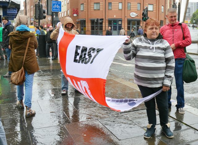 Melissa at Westgate Rd, EDL flash demo August 2015